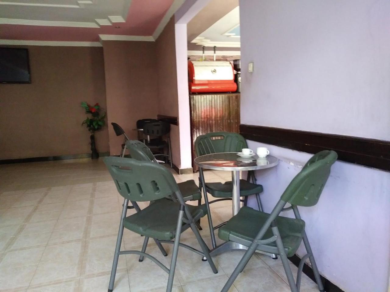 Caron Pension Bahir Dar Exterior photo